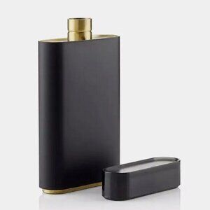 Rabbit NIB Black Stainless Steel Drinking Flask, 6.75oz.